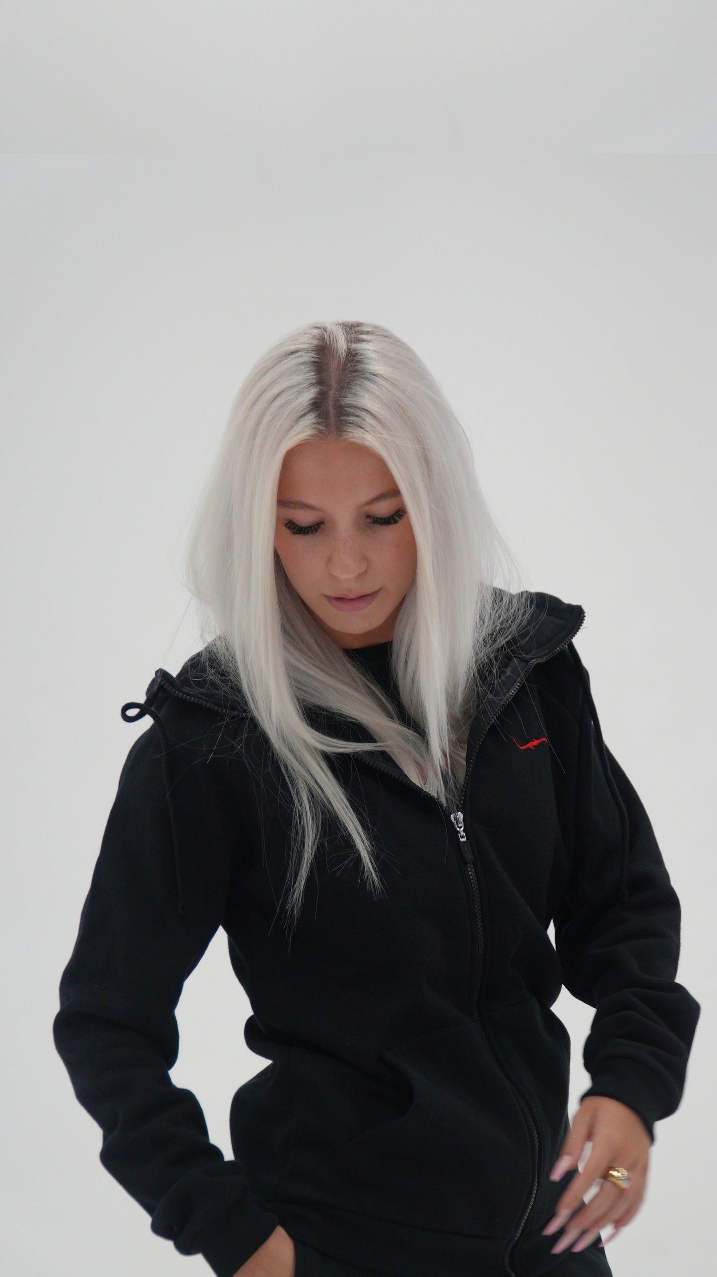 HOODED JACKET